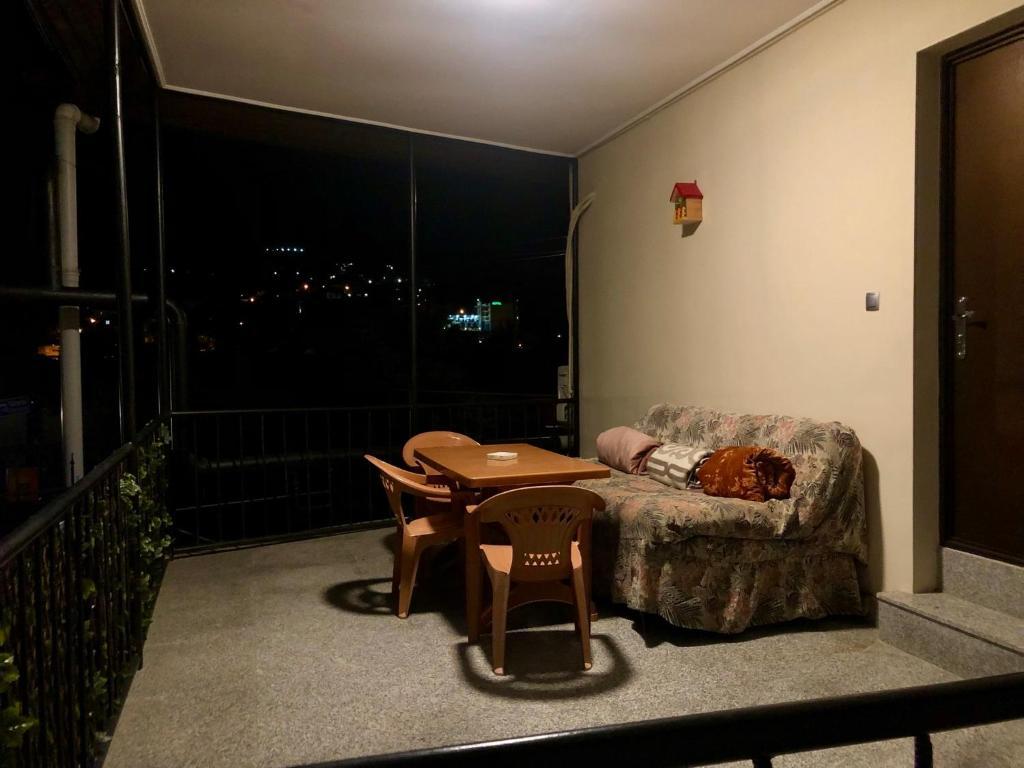 Luxury Apartment At Pirosmani 22 In Central Bordzjomi Buitenkant foto