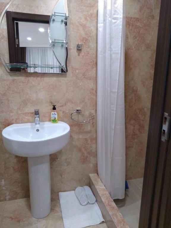 Luxury Apartment At Pirosmani 22 In Central Bordzjomi Kamer foto